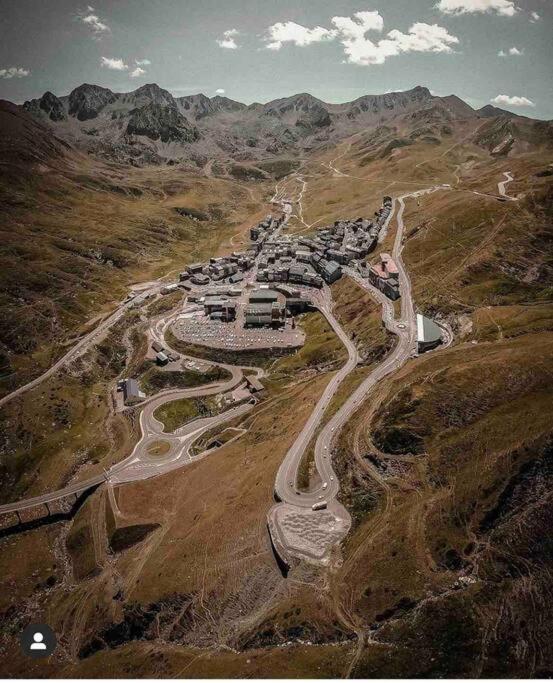 Estudio Pas De La Casa Pie De Pista-Vistas-Wiffi-Netfli Hut 7353 エクステリア 写真