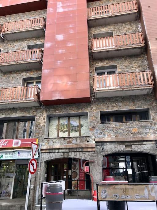 Estudio Pas De La Casa Pie De Pista-Vistas-Wiffi-Netfli Hut 7353 エクステリア 写真