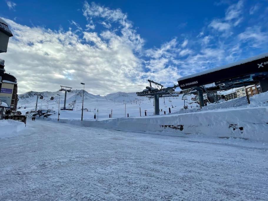 Estudio Pas De La Casa Pie De Pista-Vistas-Wiffi-Netfli Hut 7353 エクステリア 写真